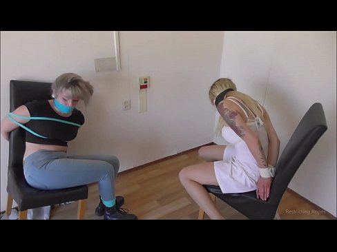 ❤️ Süchtig / gefesselt und geknebelt / Jungfrau in Nöten ❤❌ Super porn bei porn de.vegasservice.ru ❌